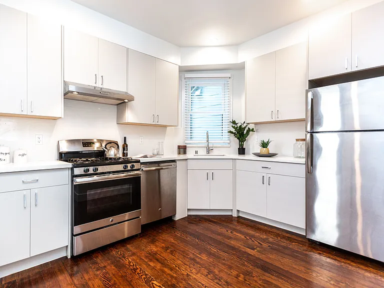 322 Stanyan — Photo 4