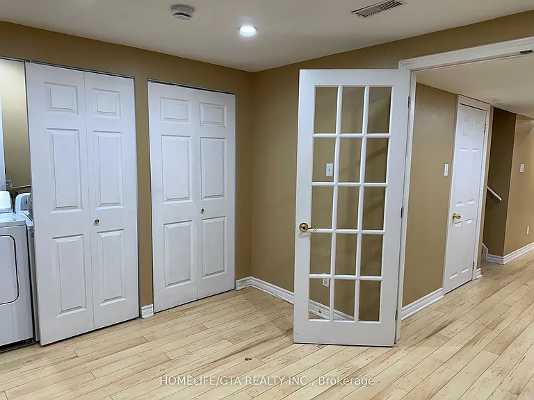 254 Marble Pl — Photo 16