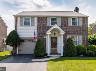 1407 Sunnyhill Ln, Havertown, PA 19083