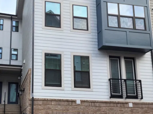 5677 Stephanie Tessa Way, Alexandria, VA 22303