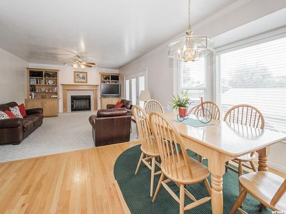 4th image of 487 E Moss Creek Dr