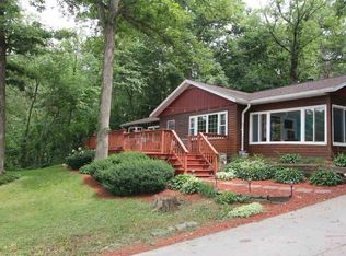 951 Sunset View Dr, Galesburg, IL 61401