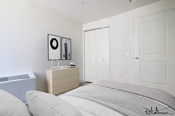 Rented by Platinum Properties | media 19