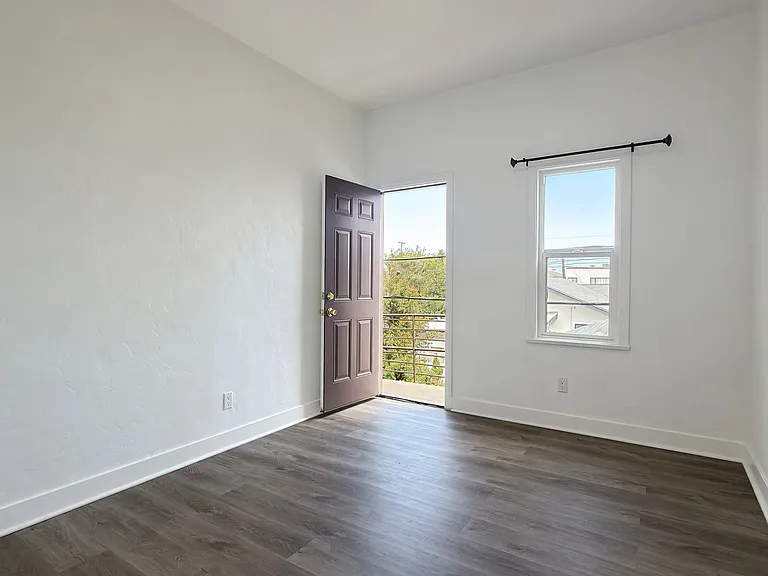 3325 E 2nd St — Photo 14