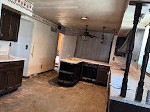 5th image of 707 W Sharon St