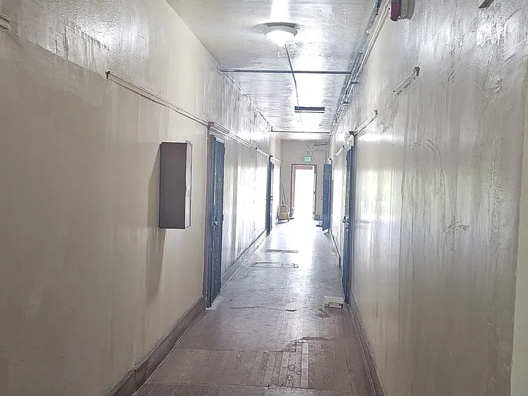 1604 W Pico Blvd — Photo 6