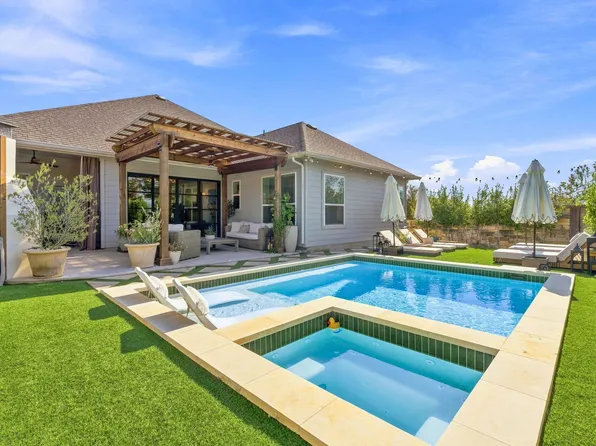 7904 Beacon Knob Way, Austin, TX 78744