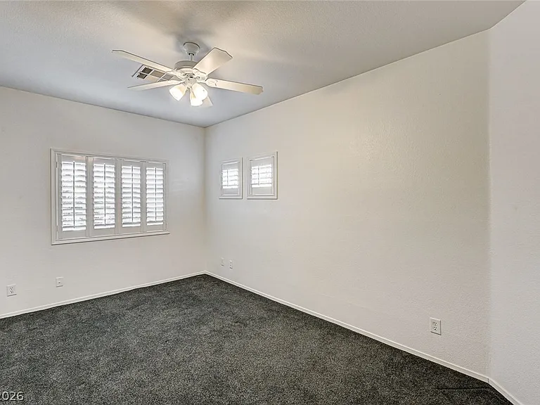 900 Royal Plum Ln — Photo 33