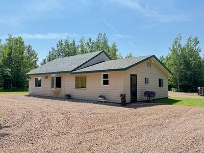 2218 E Pioneer Rd, Duluth, MN, 55804