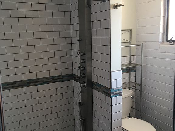 5th image of 537 N Stewart Ave #537