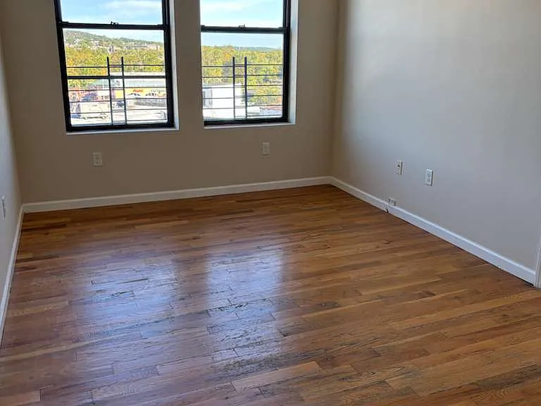 42 Broadway #5B — Photo 4