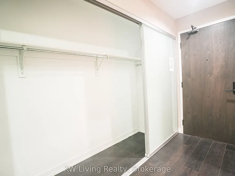 426 University Ave #1206 — Photo 15