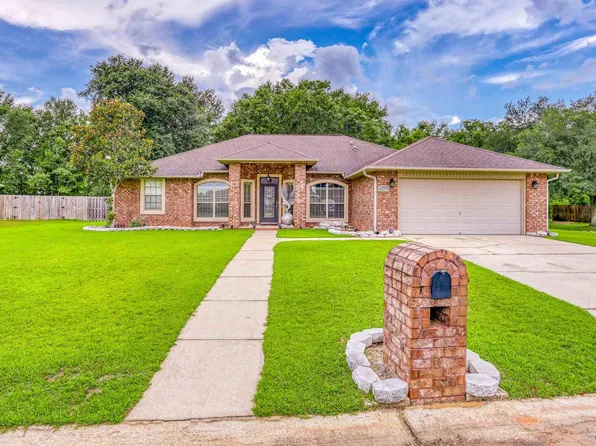 5934 Arch Ave, Pensacola, FL 32526