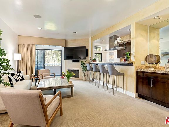 4th image of 200 N Swall Dr Unit 460