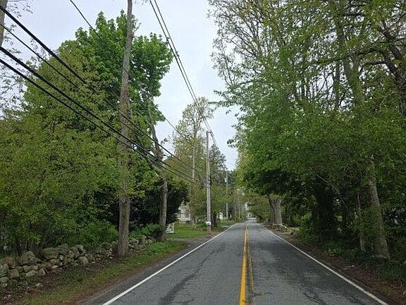 4th image of 162 Hixville Rd