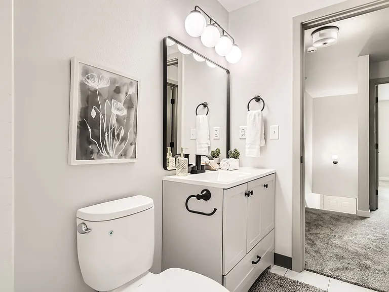 Evergreen Townhomes — Photo 41