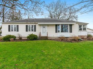 830 N Main St, SEYMOUR, WI 54165