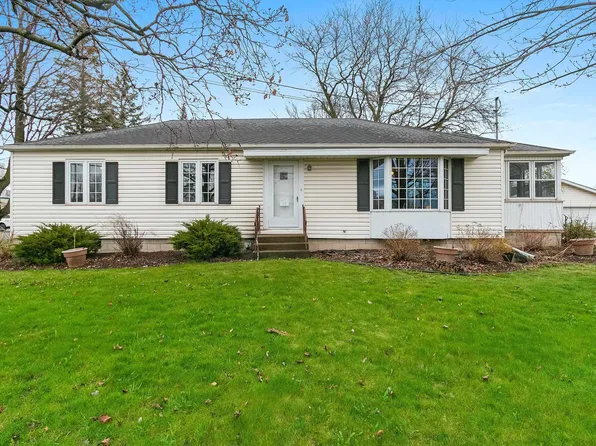 830 N Main St, Seymour, WI 54165