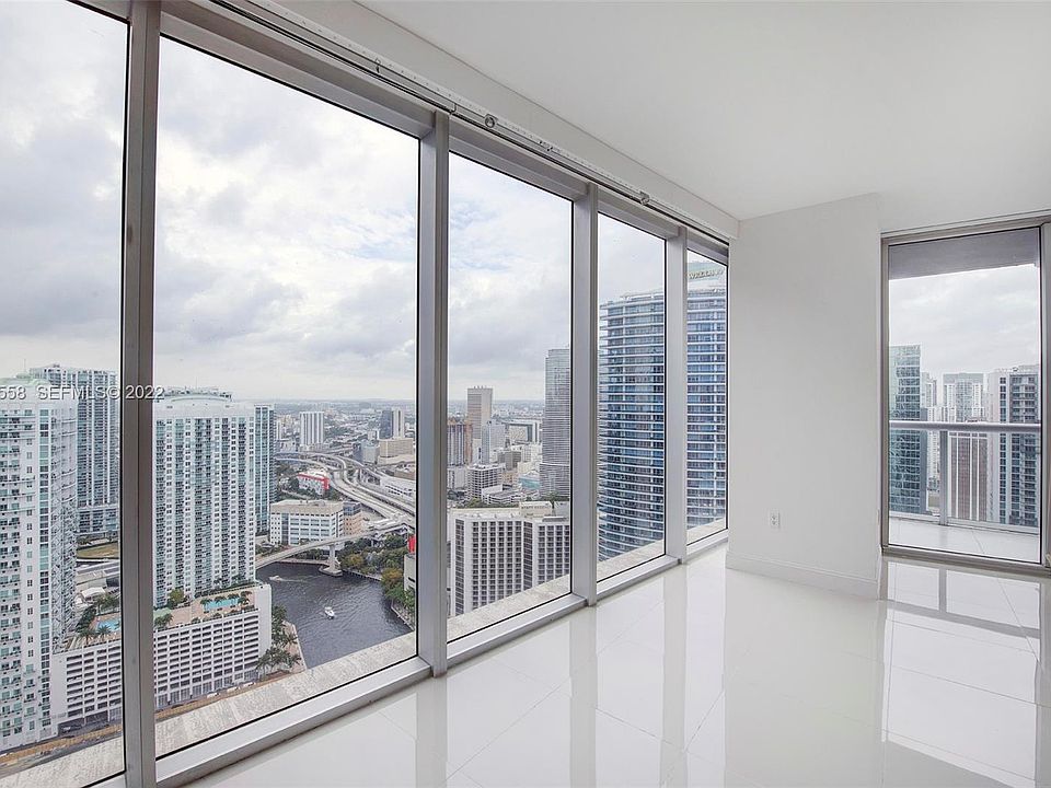 1st image of 475 Brickell Ave #1315