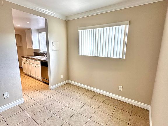 4th image of 16742 Hoskins Ln APT D