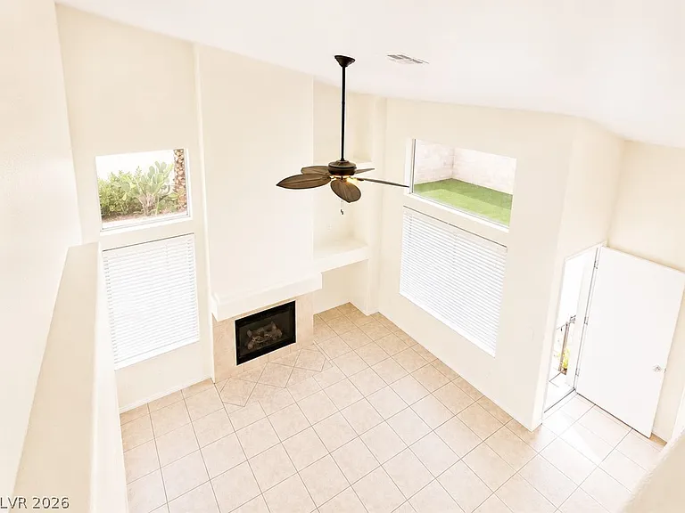 9056 Trumpet Ct — Photo 7