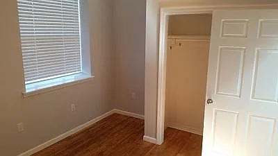 216 Hudson St #4R — Photo 6