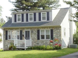 207 E Moreland Rd, Willow Grove, PA 19090