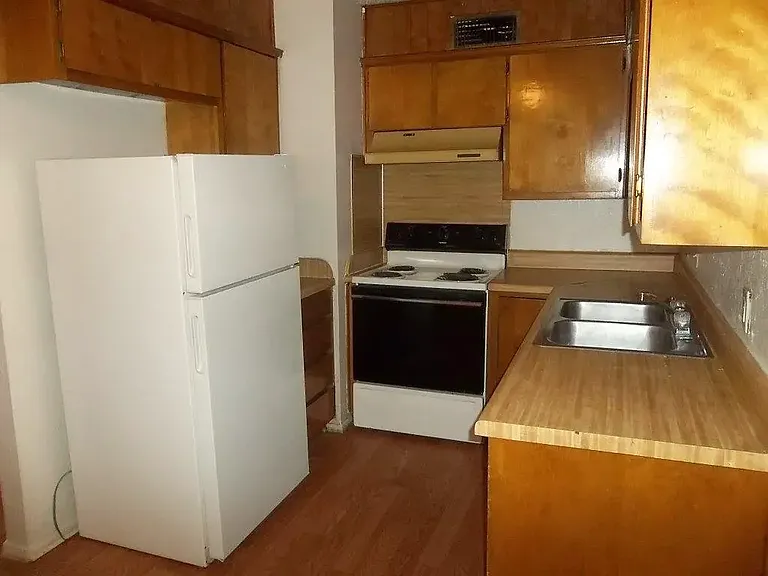 1512-1518 Primrose Ln — Photo 13