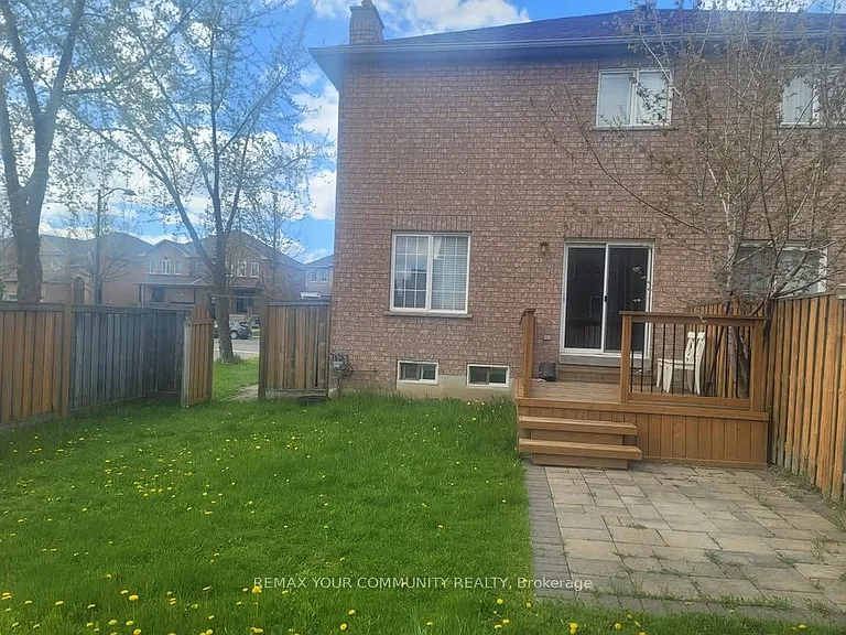 25 Laura Sabrina Dr — Photo 21
