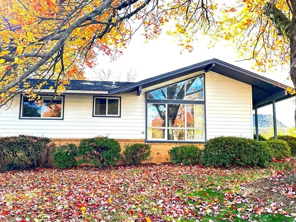 8517 Marquette St, Vienna, VA 22180