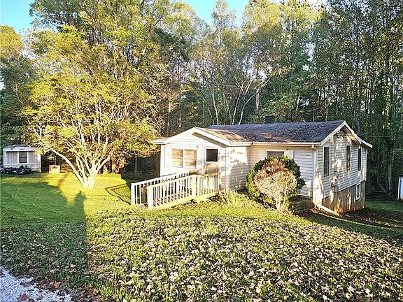 4th image of 586 Orchard View Dr
