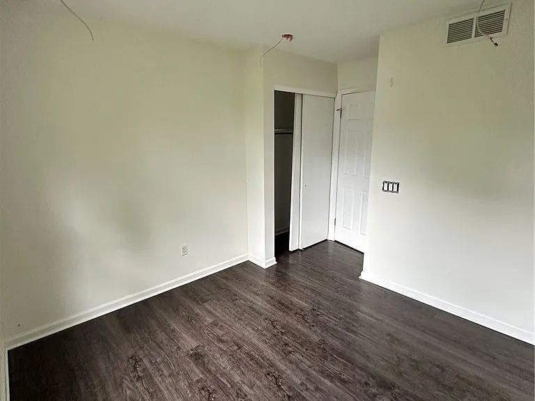 6437 Sterling Cir — Photo 18