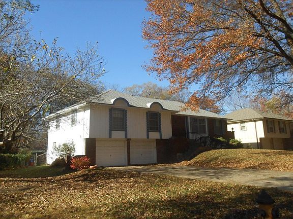 2nd image of 10828 Fuller Ave