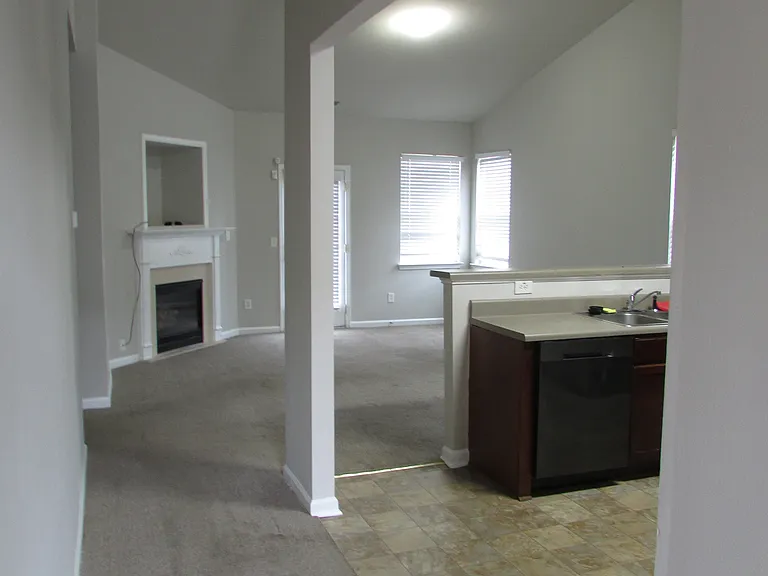 1471 Wilshire Way — Photo 17