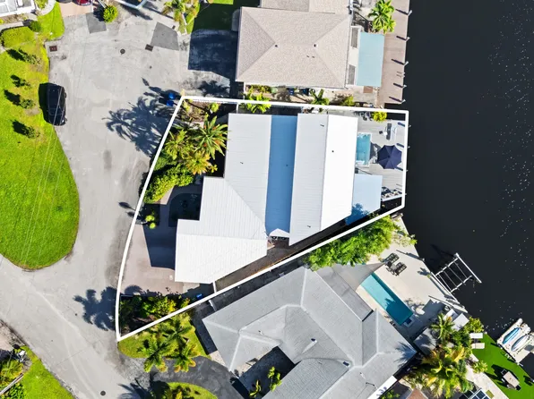 2108 NE 24TH Street, Wilton Manors, FL 33305