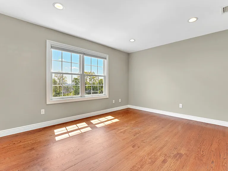 210 Hackensack St #C — Photo 10