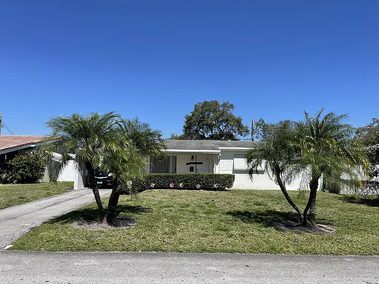 6911 SW 12th St — Photo 29