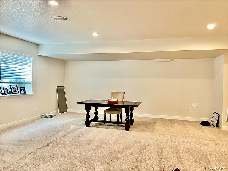 6490 Steuben Ct — Photo 32