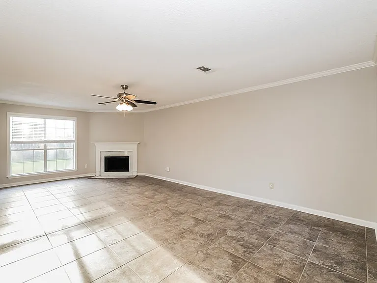 763 Silver Sands Dr — Photo 4