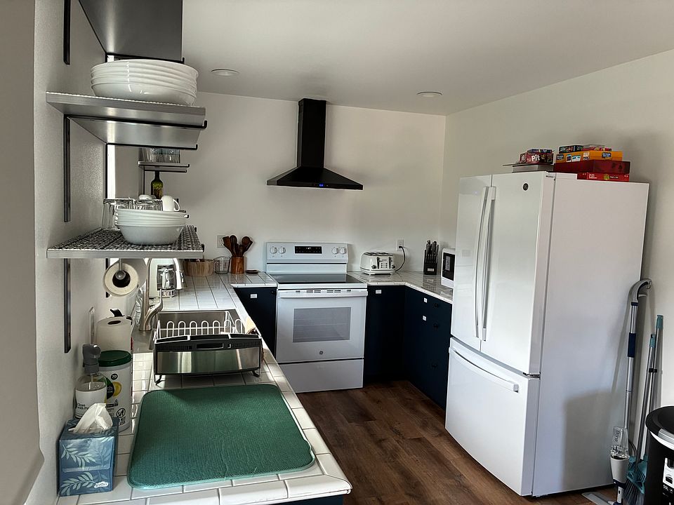 1st image of 1339 Bryant Ave #B