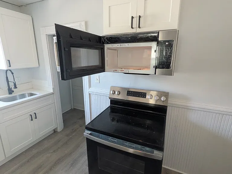 156 Talbot Ave #2 — Photo 19