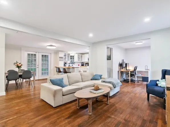 2264 Capehart Cir, Atlanta, GA 30345