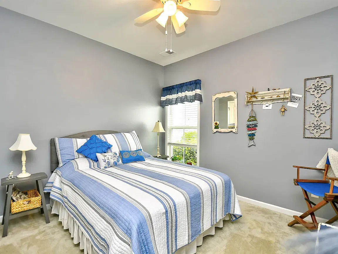 3 bed, 2600 sqft, $2,600 — Photo 4