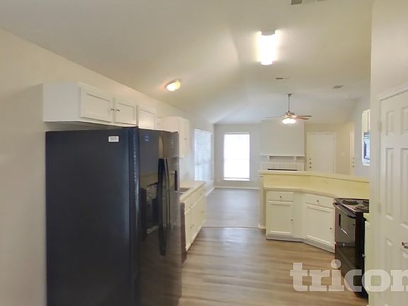 4th image of 1525 Juniper Ln