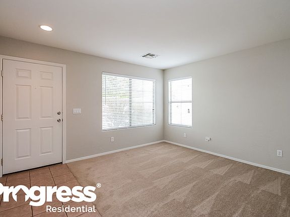 3rd image of 10755 W Roanoke Ave