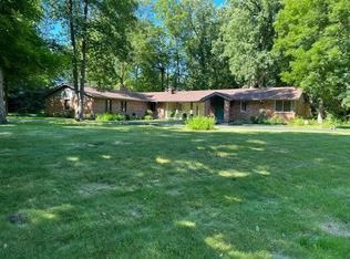 8051 Raven Rock Dr, Indianapolis, IN 46256