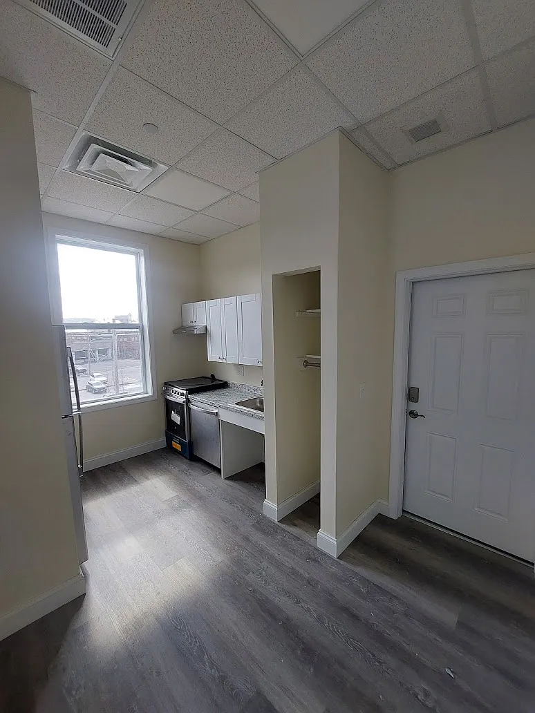 1 bed, 650 sqft, $1,450 — Photo 4