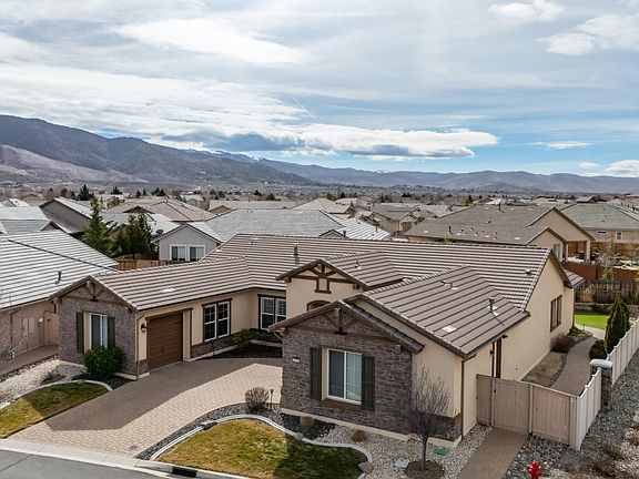 3rd image of 2170 Arpagos Ln