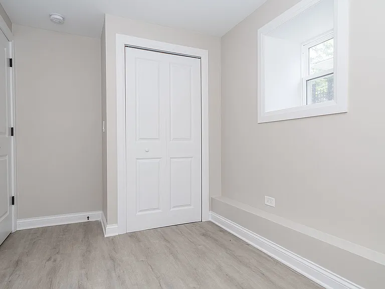 1840 N Saint Louis Ave #1 — Photo 18