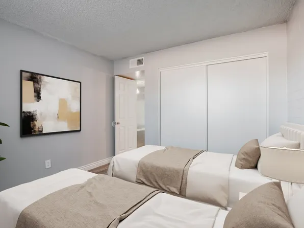 2048 N Greenfield Rd #310, Phoenix, AZ 85016